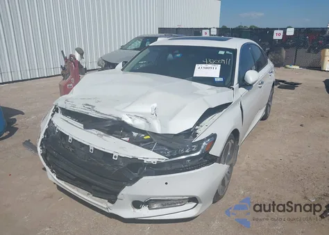 2018 Honda Accord Touring z USA, uszkodzony, nr VIN 1HGCV1F9XJA012065